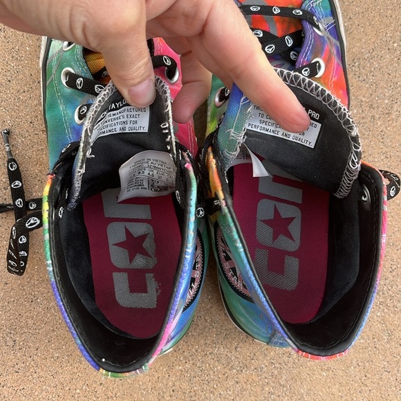 Converse CONS Pro Hi Top Reflective Tie Dye Rainbow Peace Signs Women’s Size 6.5 - Picture 6 of 10
